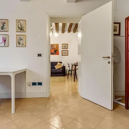 Riva Di Biasio & Sestiere Santa Croce X4 Venedik